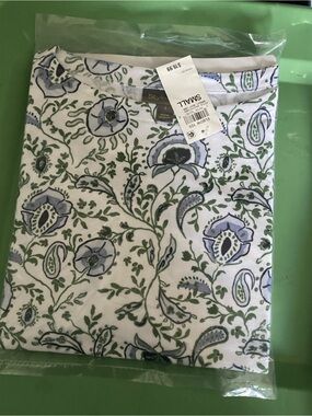 Style & Co. White Short-Sleeve Shirt with Blue and Green Floral Print